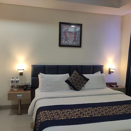 Hotel Hyphen Haridwar Grand Exterior foto